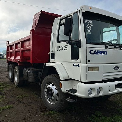 CAMION TOLVA FORD CARGO MODELO 2631  AÑO 20002 CON TOLVA 13m3